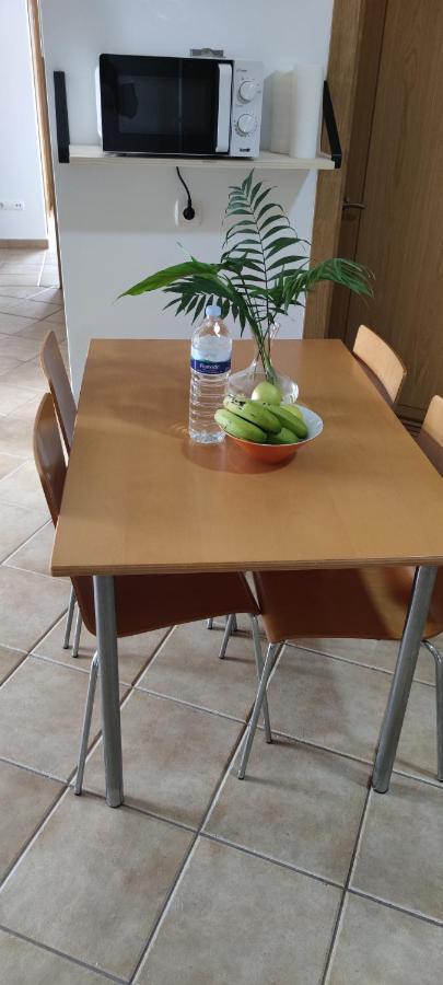 Beautiful Apartment In La Tejita With Pool กรานาดิลญา เด อาโบนา ภายนอก รูปภาพ